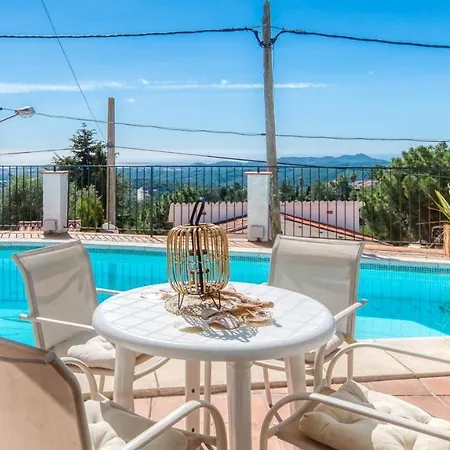 Montbarbat Sleeps 10 Pool Wifi Villa *