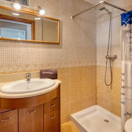 Villa Montbarbat Sleeps 10 Pool Wifi *
