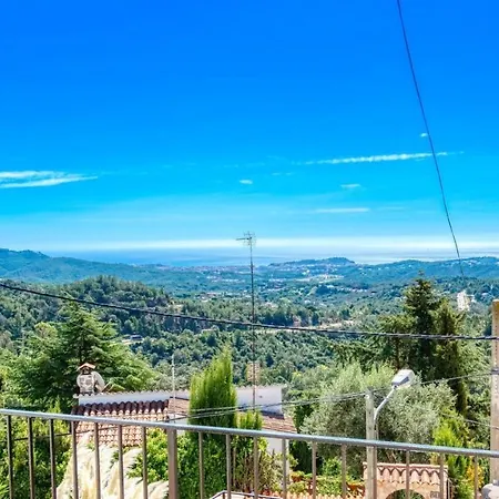 Montbarbat Sleeps 10 Pool Wifi Villa *